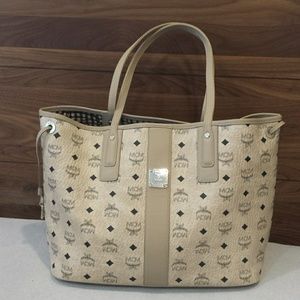 MCM Medium Liz Reversible Shopper